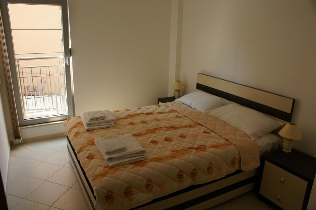 Apartments Dominus Petrovac Extérieur photo