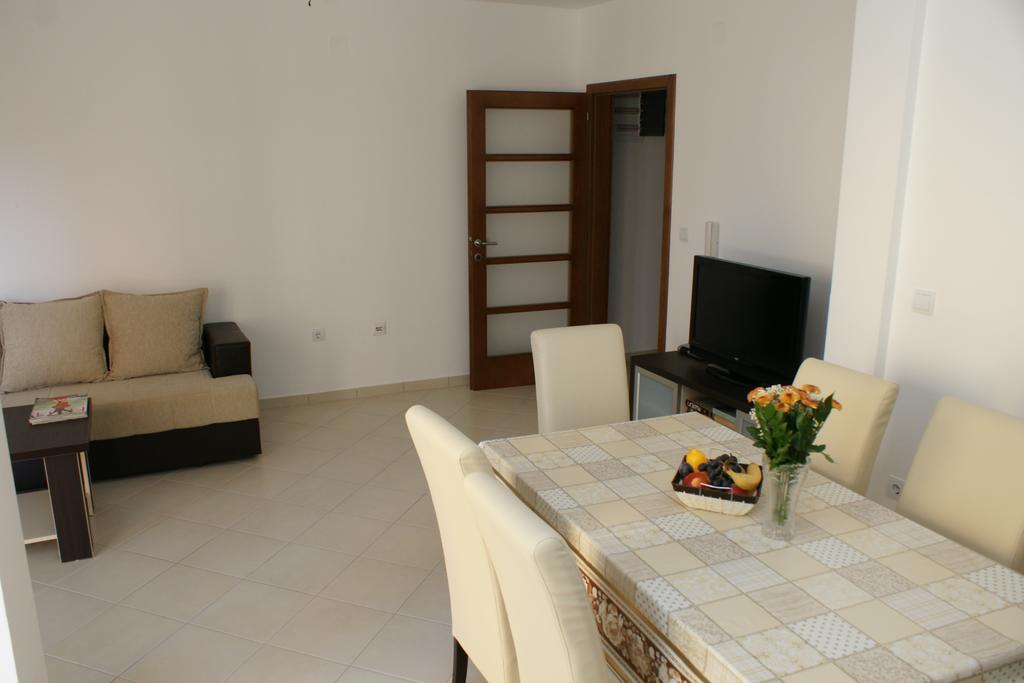 Apartments Dominus Petrovac Extérieur photo